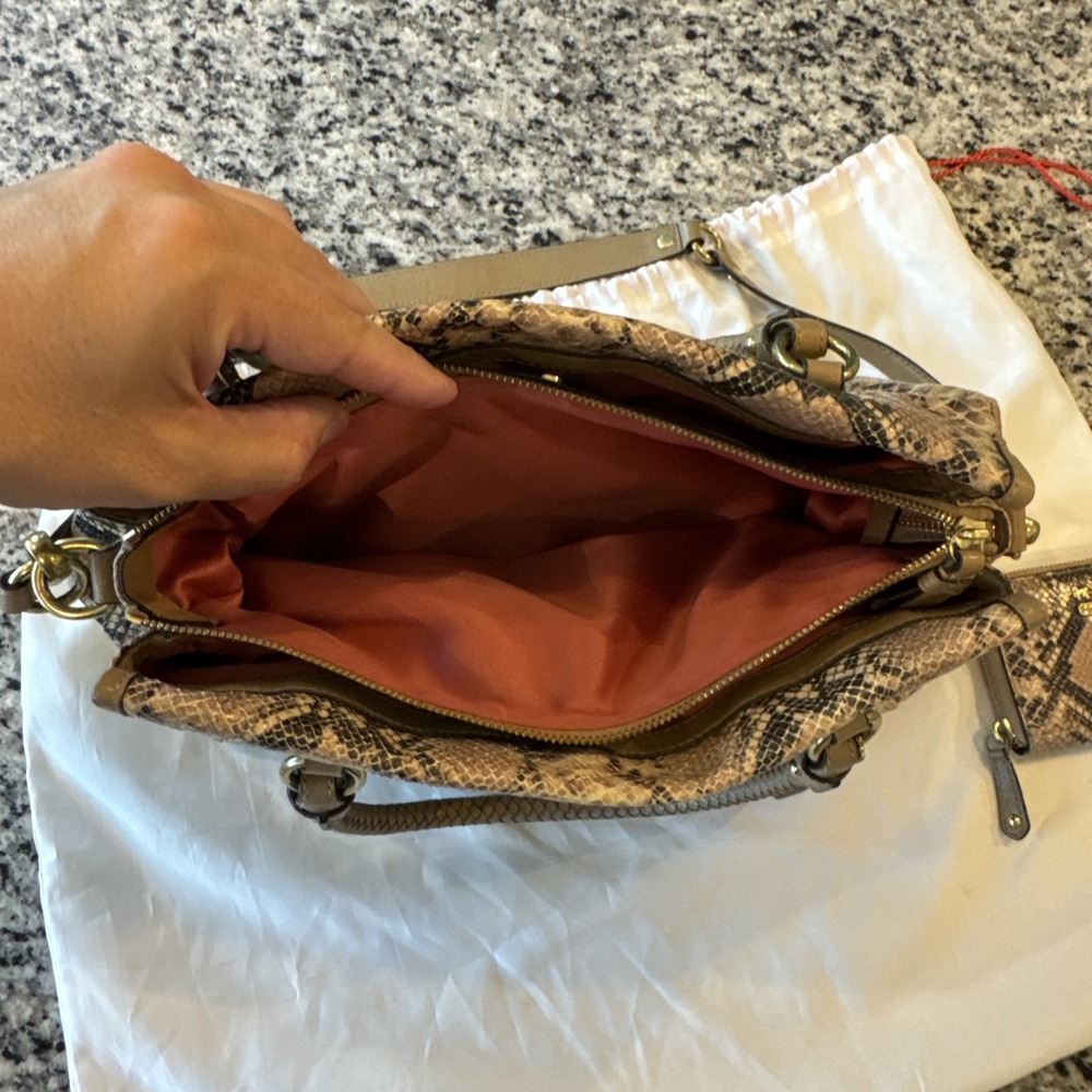 Authentic COACH Madison Flap Carryall #19638 Embossed‎ Python Leather + Wallet - Picture 13 of 16